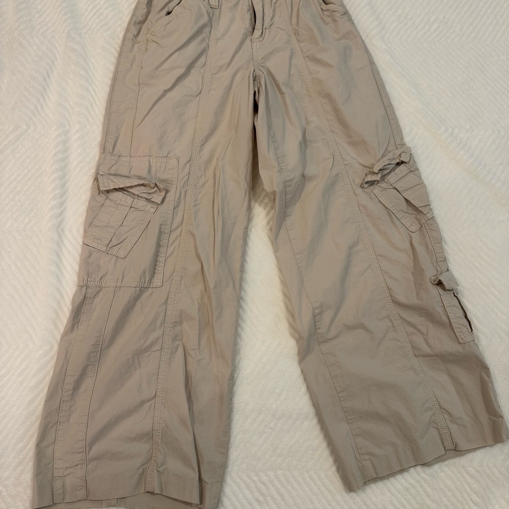 Women’s Tan Cargo Pants